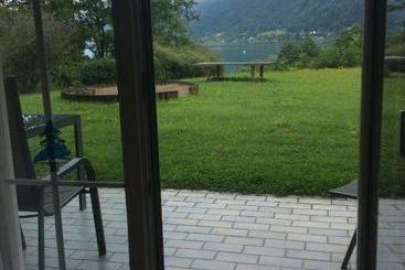 هتل Appartementhaus Karantanien Am Ossiacher See