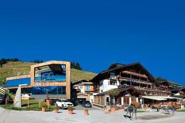 Отель My Alpenwelt Resort