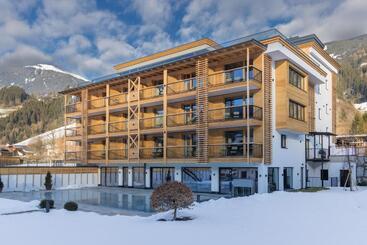 Отель Natur Resort Rissbacher