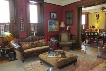 هتل Welcome Inn Manor