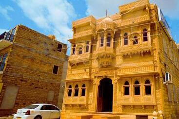 فندق Moscow Haveli & Desert Safari