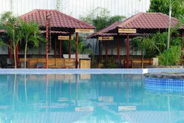 Hotel Gem's Paradise Resort