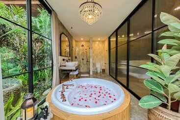 فندق Magical Jungle Resort And Spa