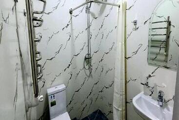 بنسيون Alifa Lux Guesthouse