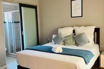 Пансион Laguna Guesthouse