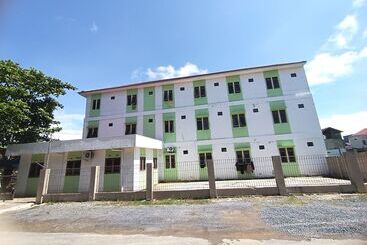 هتل Oyo 93415 Pondok Kula Rumbih Syariah