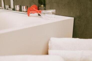 ベッドアンドブレックファースト Suave Luxury Room