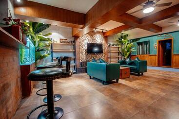 هتل 26life Yunnan Ethnic Creative Inn