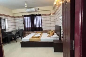 酒店 Yamuna Vihar Toursit Home