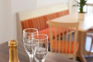 هتل Alpina Appartements