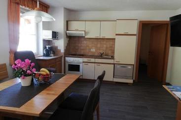 هتل Appartements Klara