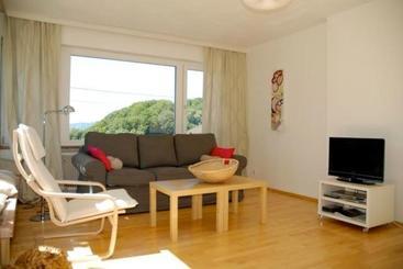 هتل Appartment Sternentor