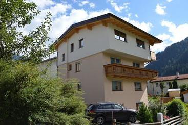هتل Haus Gamper
