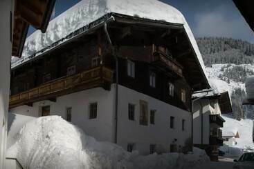 فندق Naflerhof