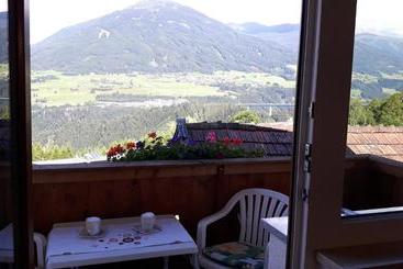 هتل Panorama Und Bucherhof
