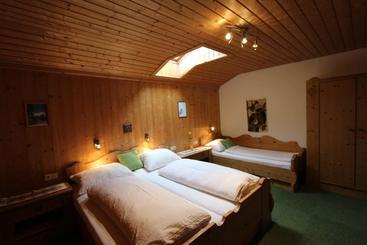 هتل Pittlanderhof