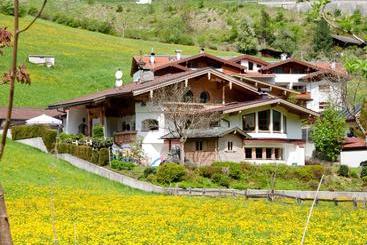 هتل Residence Adlerhorst