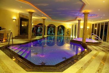 هتل Villa Victoria