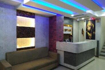 בית מלון כפרי Raj Residency Jalgaon