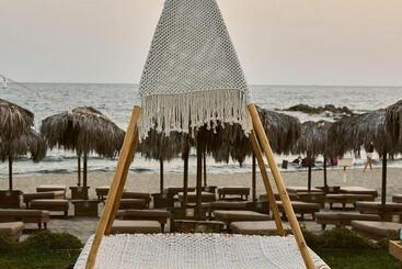 تختخواب و صبحانه La Terrazza   Rooms