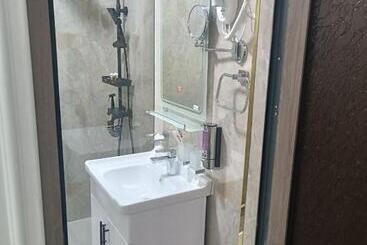 膳宿费 Muhayyo Guest House