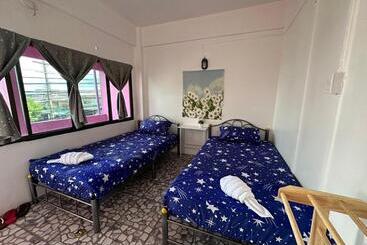 هاستل Madam Guesthouse