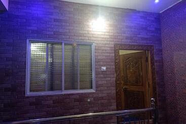 膳宿费 Instant Space   Guest House