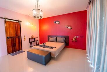 Hotel เเองเจล่า รีสอร์ท