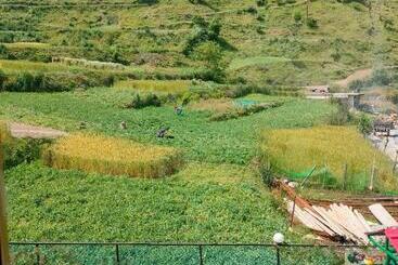 膳宿费 Kaafal Hotel & Restaurant