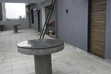 פנסיון The Roof Top Home Stay