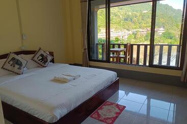 پانسیون Khamphan Guesthouse