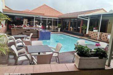 Umbilo Bed And Breakfast 70 Alan Paton