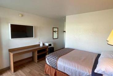 هتل Econo Lodge