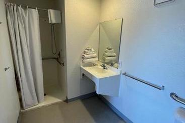 هتل Econo Lodge