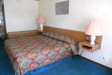 هتل Colonial Mountain Inn