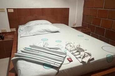 ペンション Hostal Panorama