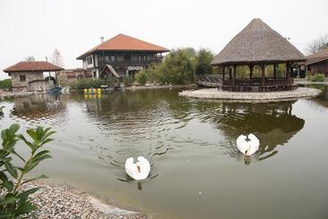 هتل Etno Selo Stolovo