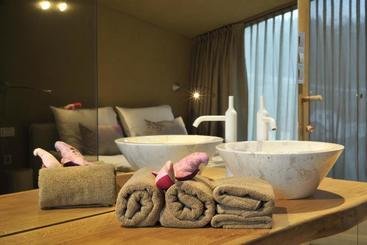 هتل Ortenia Apartments In Nature