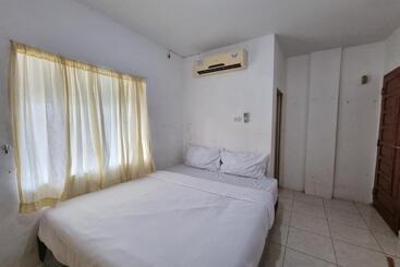 فندق Oyo 93493 Wira Residensia Syariah