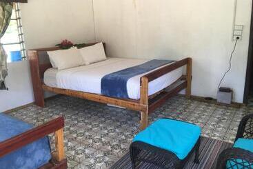 Resort Yawekata Eco Still Bluewater Lodge