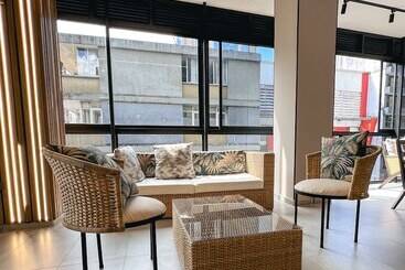 هتل Balmoral Plaza