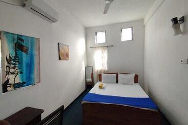 Aqua Beach Hostel