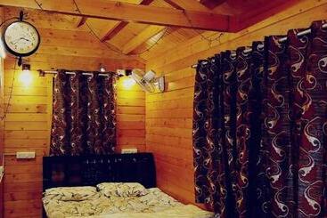 住宿加早餐  Village Villa Wooden Cabin