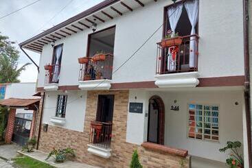 پانسیون Casa Helena