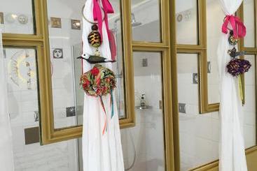 تختخواب و صبحانه Bastide Fauvette & Spa