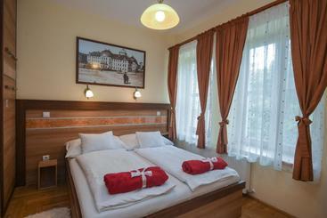 هتل Centrum Vendégház Eger