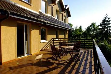 هتل Lago Apartamenty I Pokoje