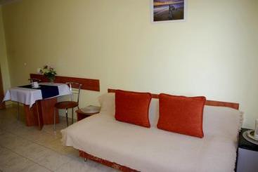 هتل Lago Apartamenty I Pokoje