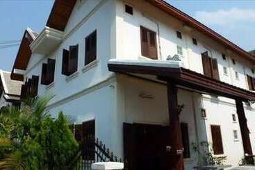 هتل Mao Phashok Guesthouse