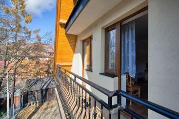 هتل Visitzakopane City Apartments